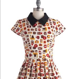 Vintage camera collard dress